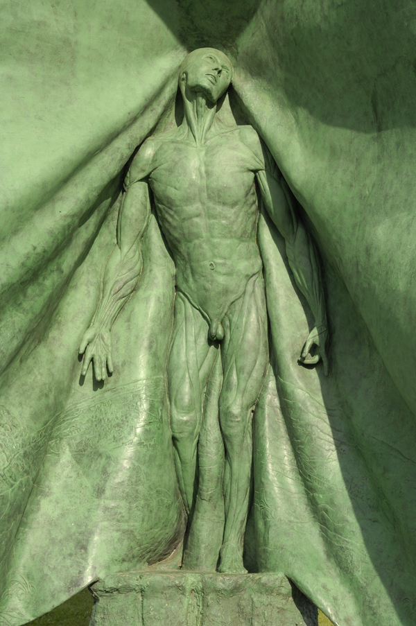 image Thom Puckey The Vesalius Sculpture, Scheldeboulevard, Terneuzen, Zeeuws Vlaanderen. 1